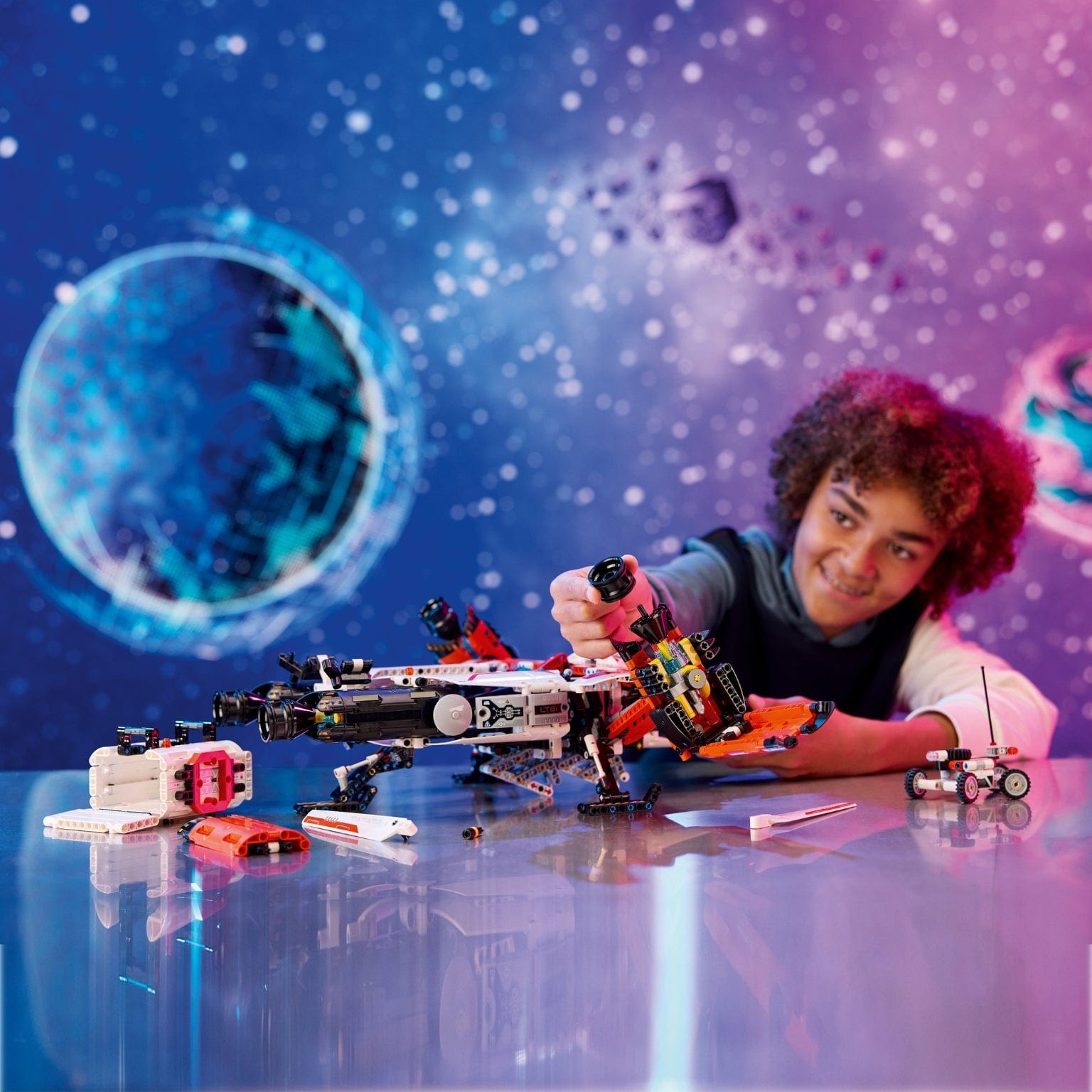 Apresentamos Lego Technic Nave Espacial de Transporte Pesado VTOL LT81 com o SKU 664218124 recomendado para + 10 anos