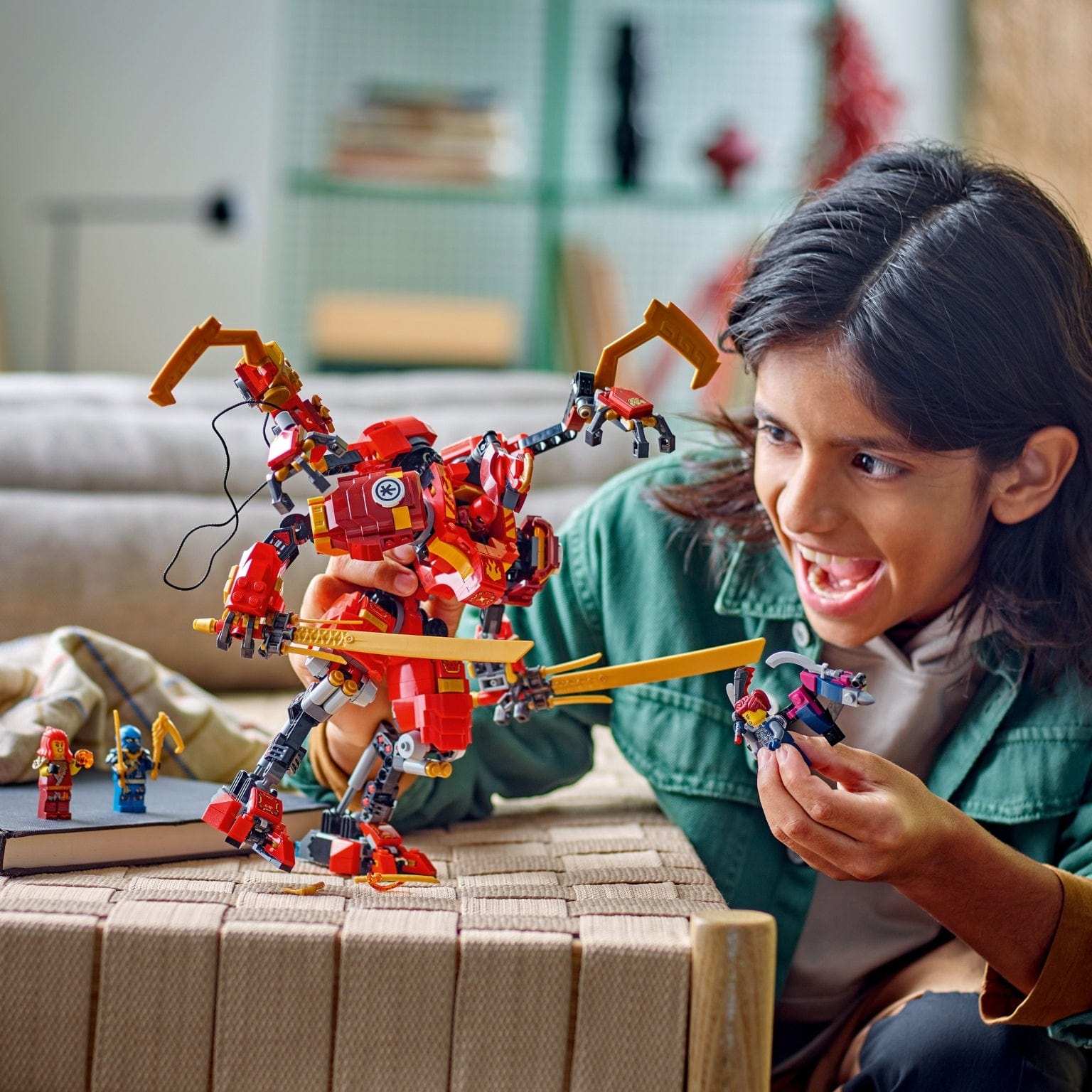 Apresentamos Lego Ninjago O Robô Trepador Ninja do Kai com o SKU 667181224 recomendado para + 9 anos