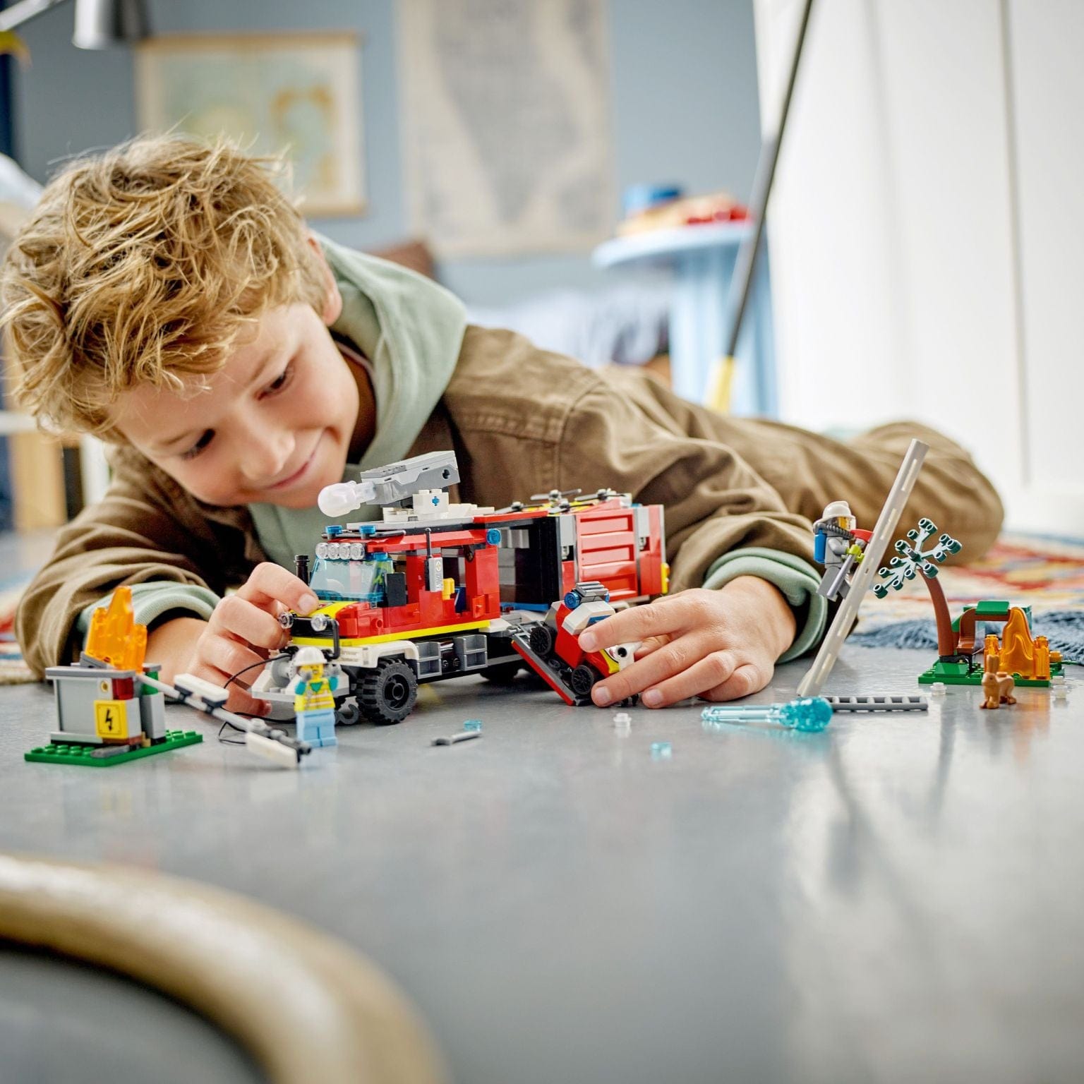 Apresentamos Lego City Camião de Controlo de Incêndios com o SKU 666037425 recomendado para + 7 anos