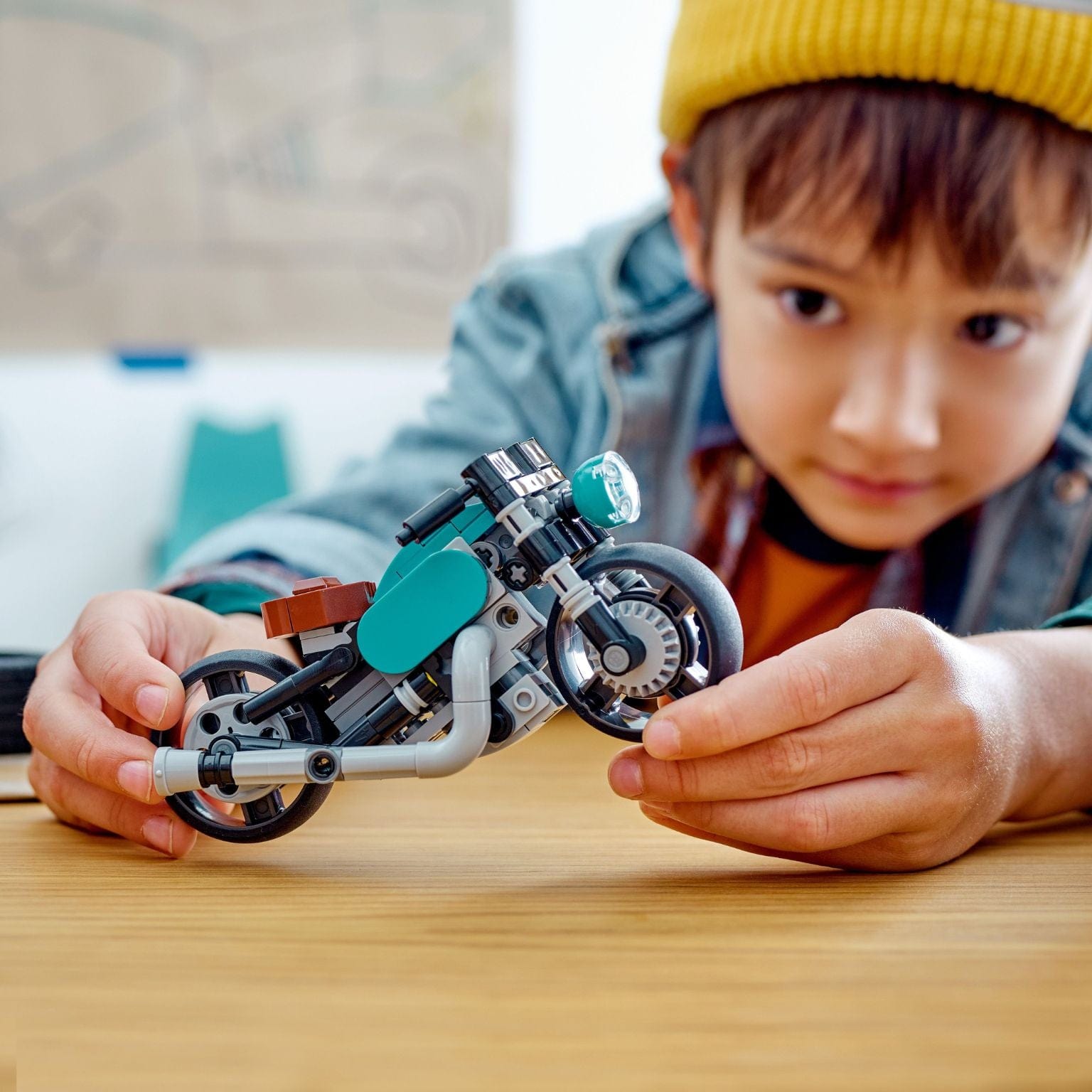 Apresentamos Lego Creator - Mota Vintage com o SKU 663113524 recomendado para + 8 anos