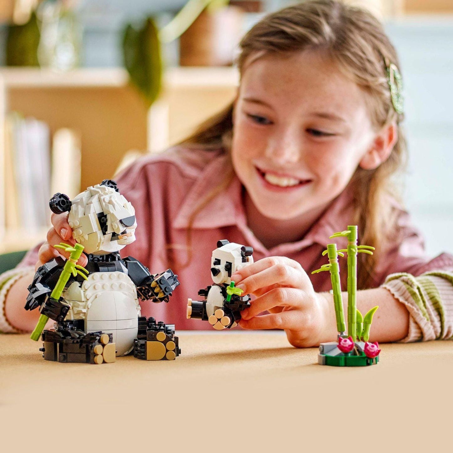 Apresentamos Lego Creator - Animais Selvagens: Família de Pandas com o SKU 663116525 recomendado para + 8 anos