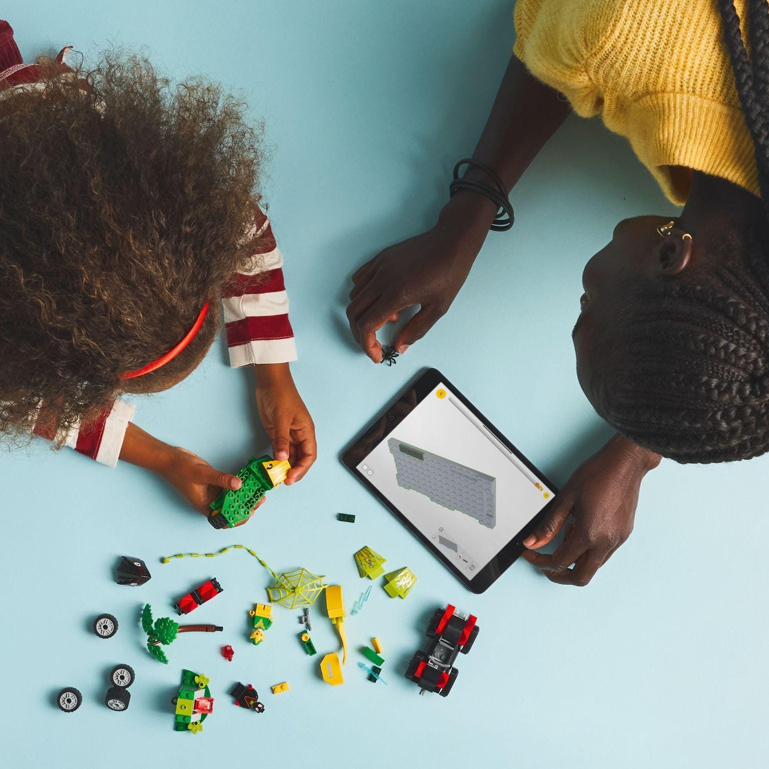 Apresentamos Lego Marvel - Spin e Electro – Perseguição em Veículos Dinossauros com o SKU 661119825 recomendado para + 4 anos