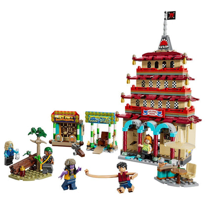 Conjunto LEGO One Piece Batalha no Parque Arlong com torre e minifiguras