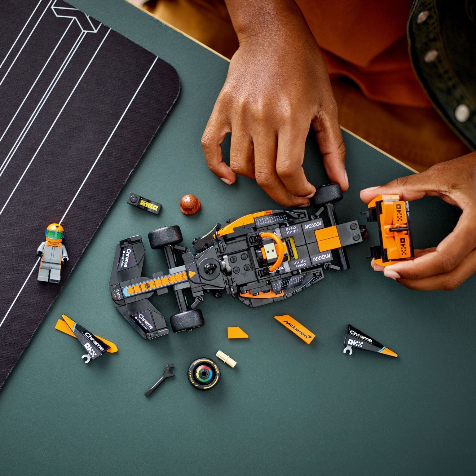Apresentamos Lego Speed Champions - Carro de Corrida de Fórmula 1 McLaren 2023 (copiar) com o SKU 667691925 recomendado para + 9 anos