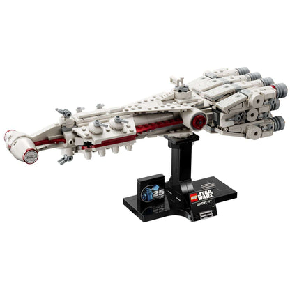 Nave LEGO Star Wars Tantive IV branca montada no suporte expositor