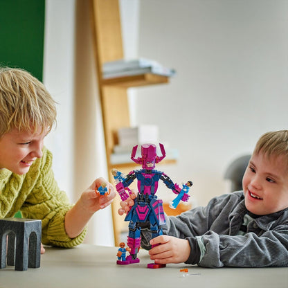 LEGO Super Heroes - Quarteto Fantástico vs. Figura de Construção de Galactus