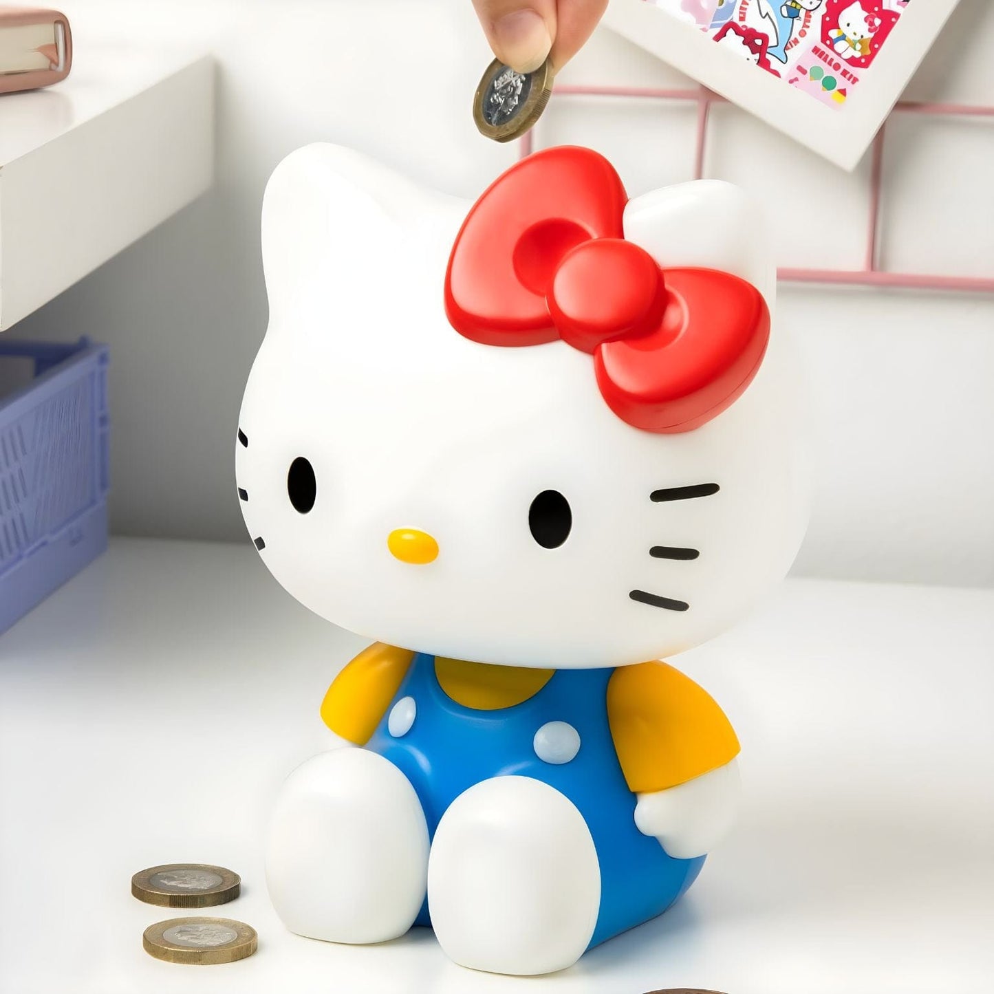 Apresentamos Mealheiro Hello Kitty com o SKU 235463625 recomendado para + 4 anos