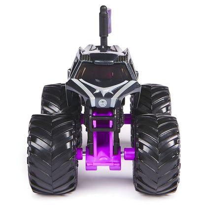 Monster Jam Black Panther, vista frontal