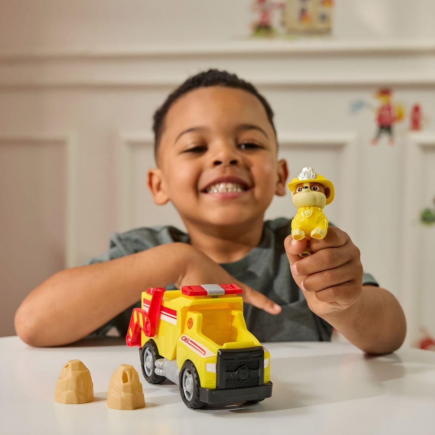 Apresentamos Patrulha Pata Fire Rescue - Rubble com o SKU 550615025 recomendado para + 3 anos