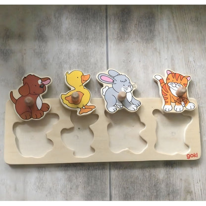 Puzzle de Pegas Crias com as quatro peças de animais retiradas da base