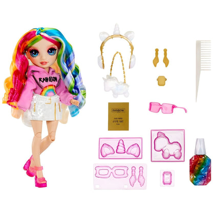 Boneca Amaya Raine com pente, verniz e acessórios de unicórnio