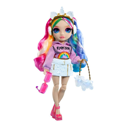 Boneca Amaya Raine Rainbow High de cabelo arco-íris com camisola rosa