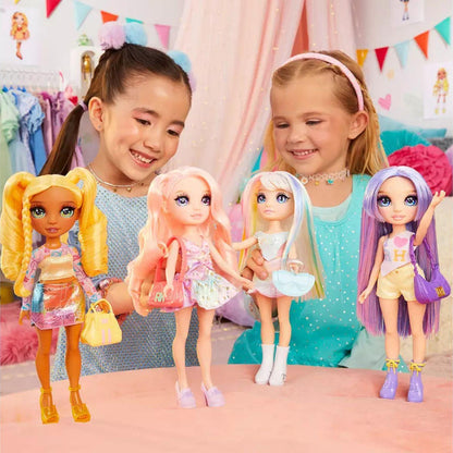 Meninas a brincar com bonecas Rainbow High My Fashion Style