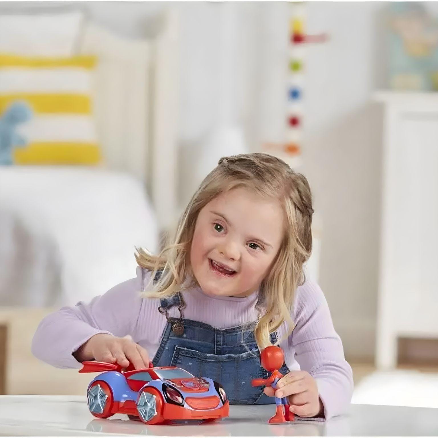 Apresentamos Spidey and His Amazing Friends Carro-Aranha com luzes com o SKU 90453022 recomendado para + 3 anos