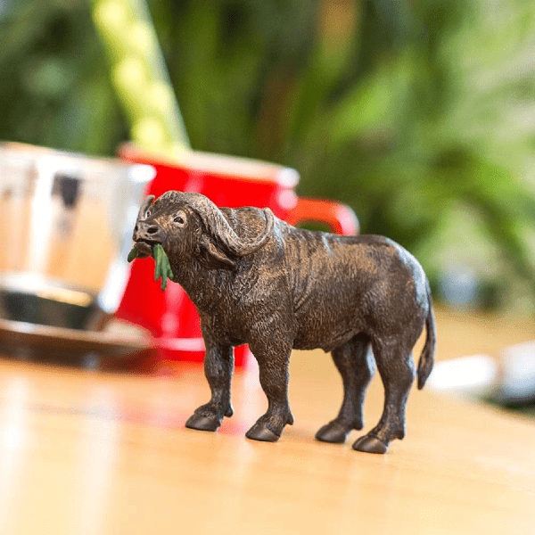 Apresentamos Figura de borracha – Búfalo africano com o SKU 432272925 recomendado para + 3 anos