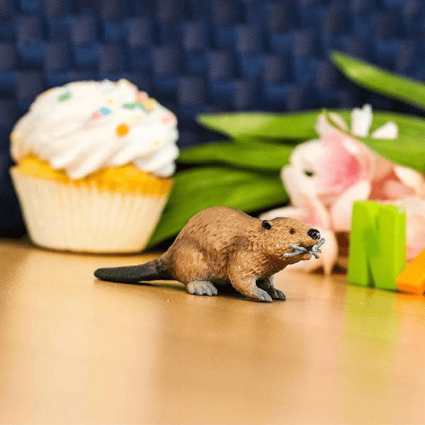 Apresentamos Figura de borracha - Castor com o SKU 438362921 recomendado para + 3 anos