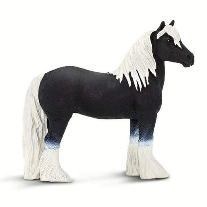Apresentamos Figura de borracha – Garanhão Gypsy Vanner com o SKU 435030525 recomendado para + 3 anos