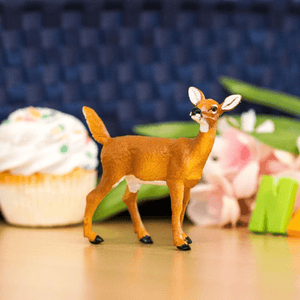 Apresentamos Figura de borracha - Cervo da Virgínia com o SKU 438012923 recomendado para + 3 anos