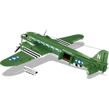 Avião Cobi Douglas C-47 Skytrain verde montado