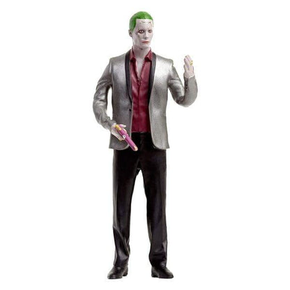 Figura Joker de cabelo verde, casaco prateado e camisa vermelha escura