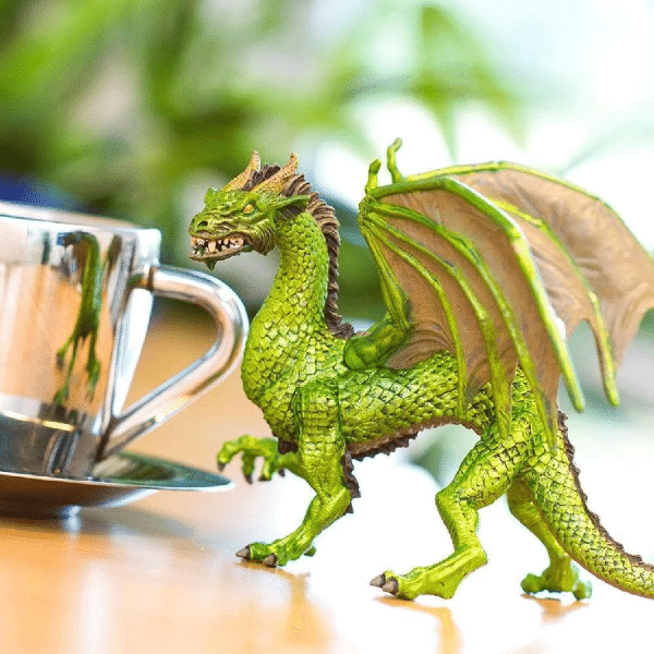 Apresentamos Figura de borracha - Dragão da Floresta com o SKU 431015521 recomendado para + 3 anos