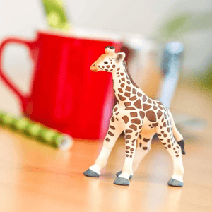 Apresentamos Figura de borracha - Girafa bebé com o SKU 430042223 recomendado para + 3 anos