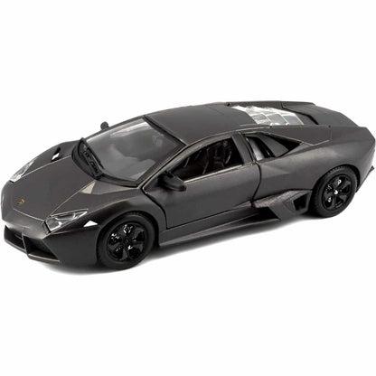Lamborghini Reventón cinzento mate visto de lado