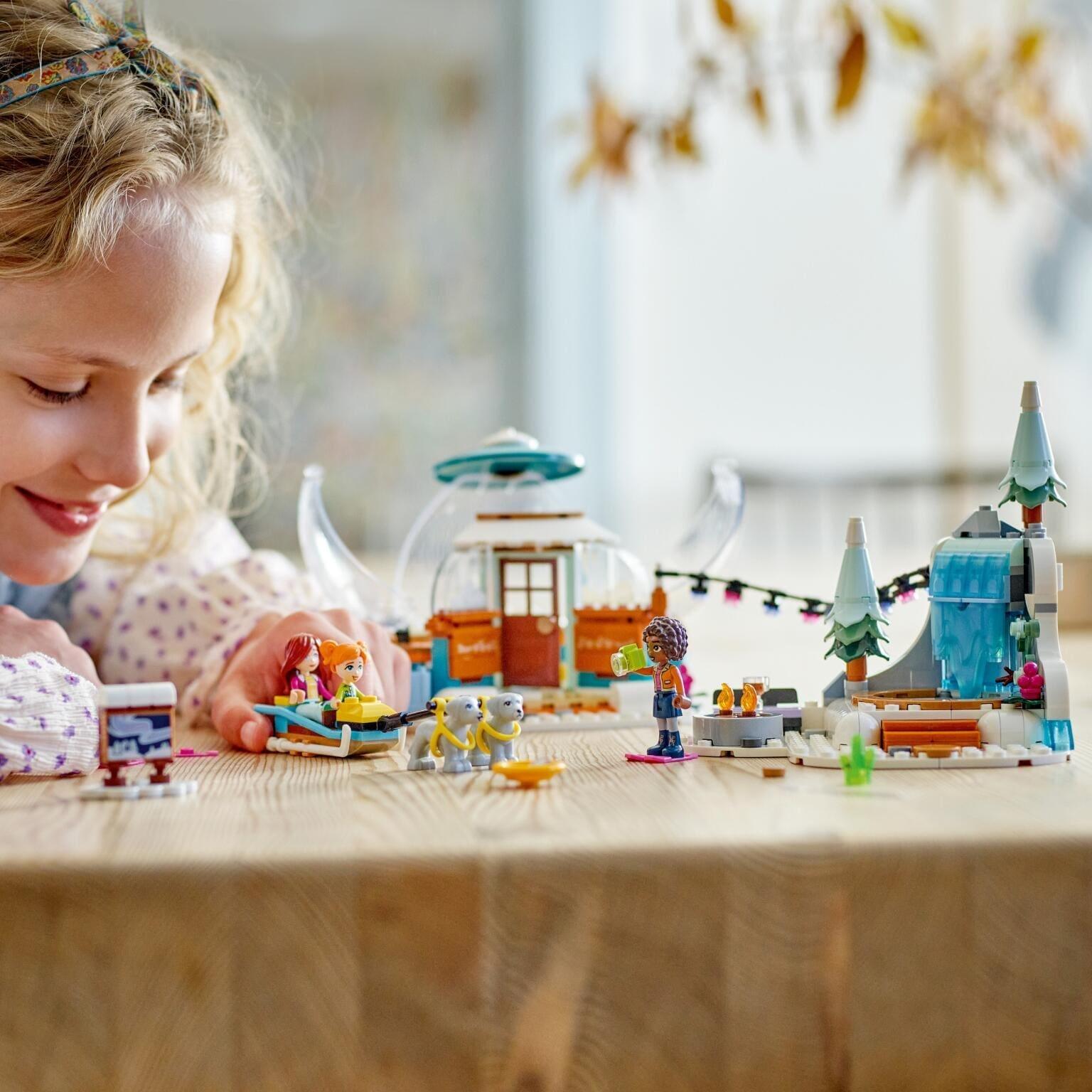 Apresentamos Lego Friends - Aventura de Férias no Iglu com o SKU 664176023 recomendado para + 8 anos