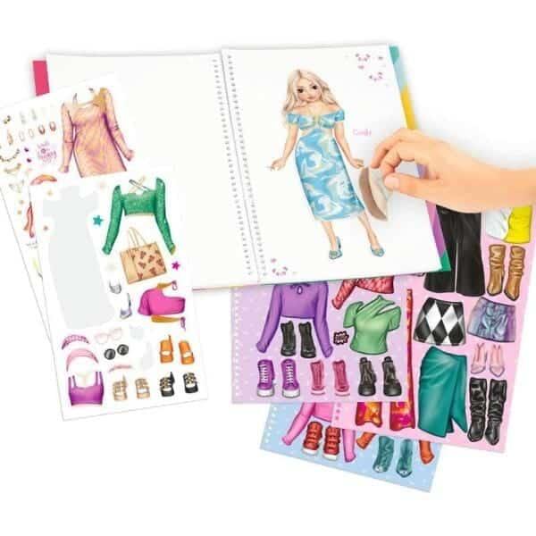 Livro Autocolantes Dress Me Up - Brincatoys