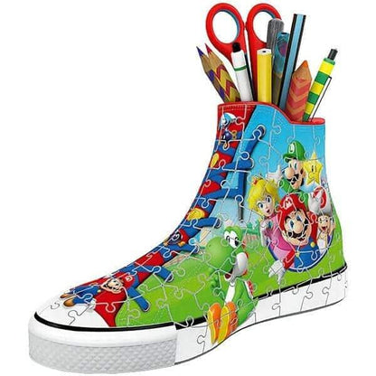 Puzzle 3D Sneaker Super Mario montado como porta-lápis