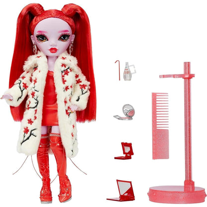 Shadow High Rosie Redwood: boneca com casaco florido, suporte e acessórios