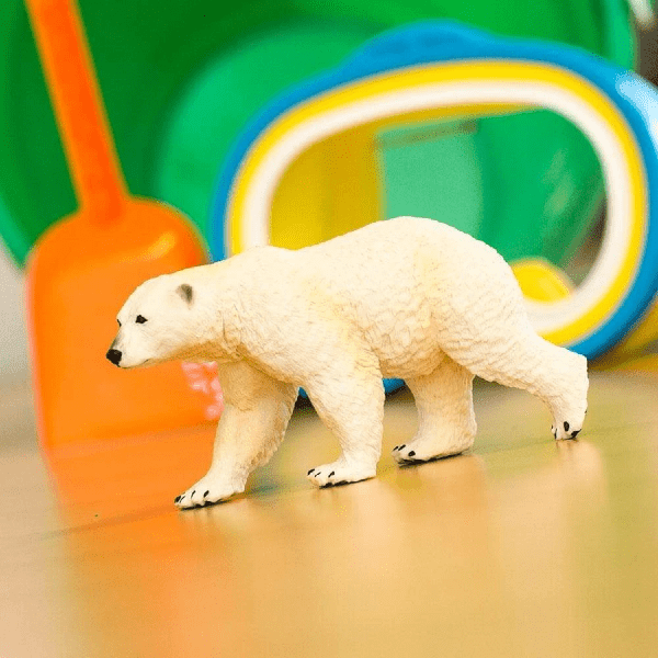 Apresentamos Figura de borracha -  Urso Polar com o SKU 437332923 recomendado para + 3 anos